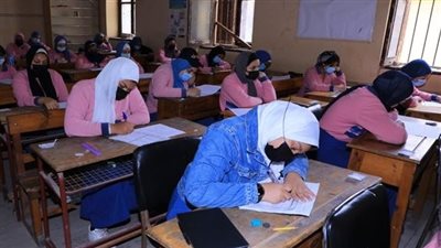 شاومينج يزعم تسريب أجزاء من امتحاني الفيزياء والرياضيات لطلاب الأول الثانوي | بث مباشر