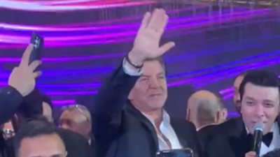 جاي من بيروت مخصوص.. حضور وليد توفيق ومحمد حماقي زفاف ابنة مصطفى كامل