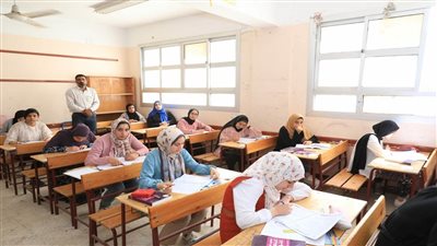 جدول امتحانات الثانوية العامة 2024 الشعبة الأدبية