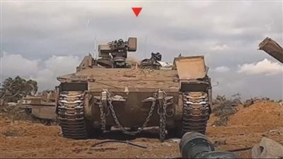 من المسافة صفر.. الفصائل الفلسطينية تدمر دبابة إسرائيلية في رفح 