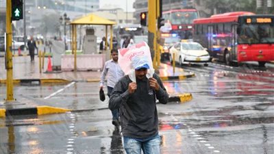 تحذير لمدة 10 ساعات.. الطقس في الكويت يدخل مرحلة التقلبات