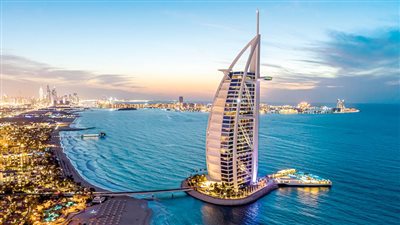 مغبر أحيانًا.. توقعات الأرصاد في الإمارات اليوم