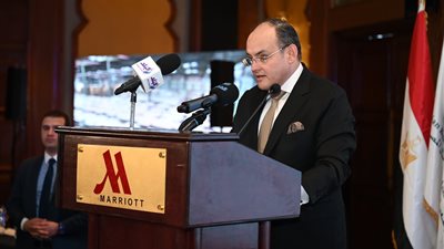 وزير الصناعة: تخصيص أراضٍ لـ 284 مشروعا صناعيا لعدد من الشركات العالمية