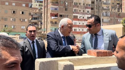 نائب المرج ينجح في استرداد أرض مستولى عليها بعد مجهود 8 سنوات.. ووزير التعليم يضع حجر أساس لإنشاء مجمع تعليمي عليها