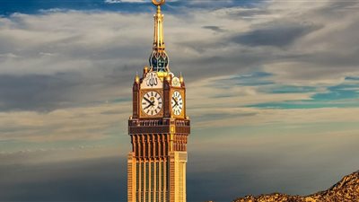 التقلبات الجوية بالسعودية مستمرة.. سيول في مكة ورياح في المدينة