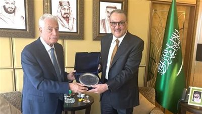 محافظ جنوب سيناء والسفير السعودي يبحثان سبل دعم السياحة