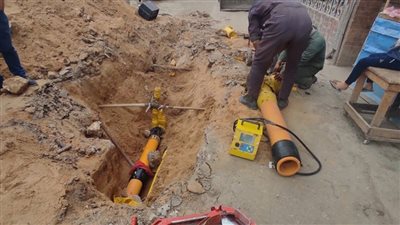 بسبب كسر الماسورة.. تفاصيل وقف الخط الرئيسي للسولار والبنزين المغذي لمحافظة المنيا| بث مباشر