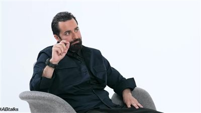  أحمد حاتم: ابني خلاني مبقاش أناني.. وعايز أعيش حياة بسيطة بس ده مبيتحققش