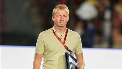 فاندنبروك: مدرب صن داونز مغرور.. والزمالك وبيراميدز فاوضاني