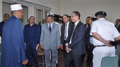 فريق من النيابة العامة يتفقد مركز إصلاح وتأهيل منطقة برج العرب | صور