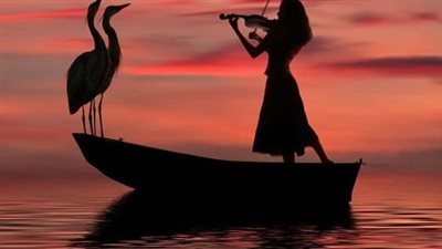 خلفيات بنات حزينة على البحر.. معبرة جدًا مع اقتباسات للفيسبوك