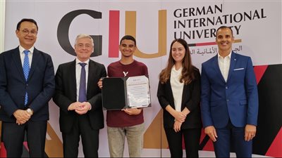 سفارة ألمانيا: التفوق العلمي مقياس الحصول على منح الجامعة الألمانية بالقاهرة