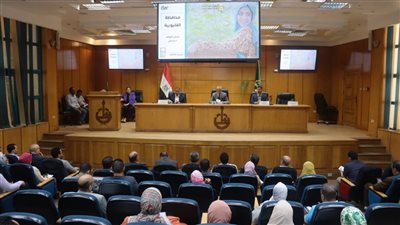 محافظ القليوبية: تبطين 27 ترعة والانتهاء من تنفيذ 24 وحدة صحية لخدمة المواطنين