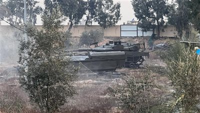  كتائب القسام تعلن استهداف ناقلة جند إسرائيلية بعملية مركبة في رفح الفلسطينية 