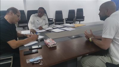 إدارة المدربين باتحاد الكرة تتلقى أوراق المتقدمين للرخصة A