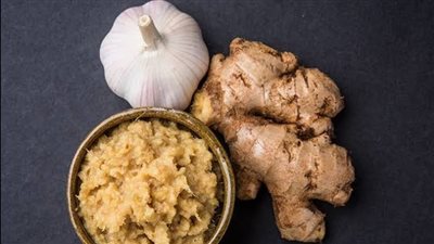 هل خلط الزنجبيل والثوم يضر بصحة الجسم؟