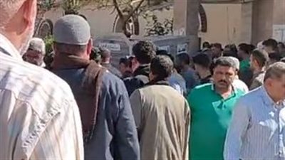تشييع جنازة مسن لقي مصرعه في مشاجرة بين زوجين بكفر الشيخ | بث مباشر