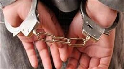 مطلوب في 16 قضية... ضبط عاطل بحوزته مخدرات وسلاح بالأقصر