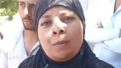 أسرة ضحية زوجها تاجر المواشي بكفر الشيخ: ربطها في الحظيرة وهشم راسها بقالب طوب| بث مباشر