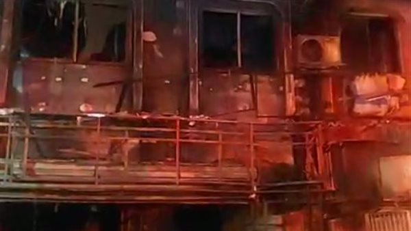 جانب من الحريق 