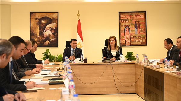 اجتماع وزير الرياضة