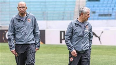 كولر يعاين أرضية ملعب مباراة الأهلي والترجي قبل نهائي أبطال إفريقيا