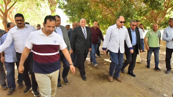 محافظ أسيوط ونائب