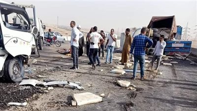 إصابة 12 شخصًا في تصادم سيارة نقل بترول وميكروباص بطريق الصف الكريمات| صور