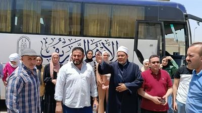  المعاهد الأزهرية يتابع انتقال طلاب الشهادة الثانوية بغزة لبيت شباب الأزهر بـ15 مايو