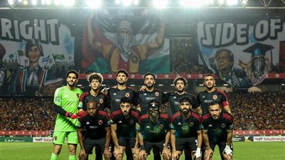 لاعب أهلي جدة عن اختياره مواجهة الأهلي بمباراة اعتزاله: أحبه وهو الأكبر في إفريقيا 