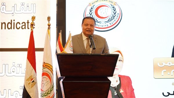 الدكتور أحمد طه رئيس