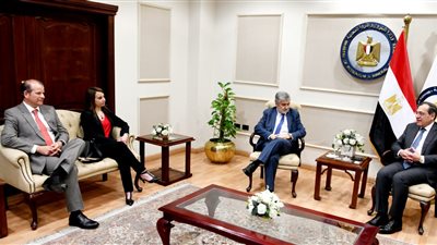 إيناب سيبترول التشيلية تعتزم ضخ استثمارات إضافية في قطاع البترول المصري 