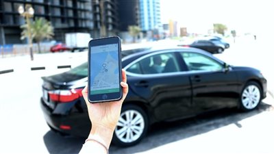 بعد واقعة أوبر.. 6 نصائح لضمان سلامتك قبل ركوب وسائل النقل