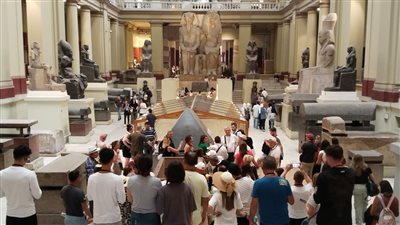 السياحة: ⁠المتحف المصري بالتحرير استقبل 15 ألف زائر في اليوم العالمي للمتاحف| صور 