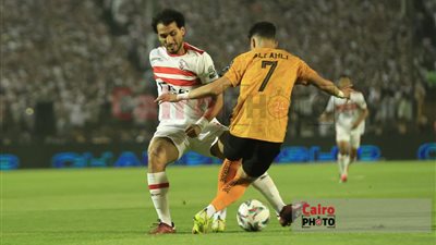 أحمد حمدي يغادر مباراة الزمالك ونهضة بركان مصابا.. وأوباما بديلا له 