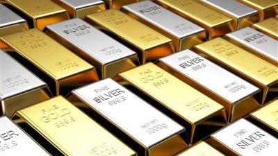 الذهب يبلغ ذروة جديدة.. والفضة عند أعلى مستوى منذ 11 عاما