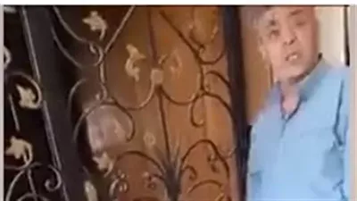 محامي زوجة رجل الأعمال المتهم بالشروع في قتلها: طلبنا عرض فيديوهاته وهو بيتدرب على استخدام السلاح