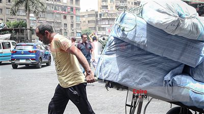 أسوان تسجل 43 درجة.. الأرصاد تحذر من حالة الطقس غدًا الثلاثاء: شبورة وأجواء حارة