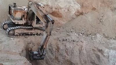 مصرع شخصين سقطت عليهما الرمال خلال التنقيب عن الآثار بالبحيرة