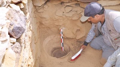 أول تعليق من الآثار عن إعلان طرح مناقصة مع إحدى الشركات للتنقيب عن الآثار بالدقهلية