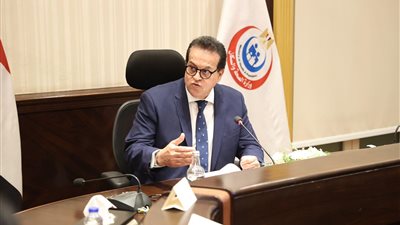 وزير الصحة لـ القاهرة 24: نستهدف تحسين الخصائص الإنسانية للمواطن.. والوصول العادل للخدمة الطبية ذات الجودة