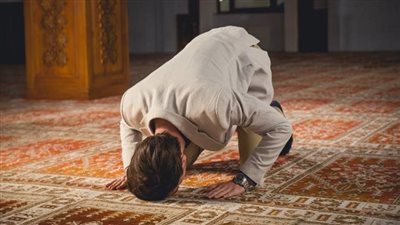 لم يكن هناك شيطان.. من وسوس لإبليس بعدم السجود لآدم؟.. أزهري يوضح