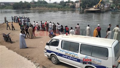 السبب خناقة.. شاهد عيان يفجر مفاجأة في حادث معدية أبو غالب 