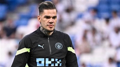 بعد ارتباطه بالدوري السعودي.. اتحاد جدة يرغب في التعاقد مع إيدرسون