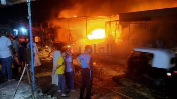 جانب من الحريق