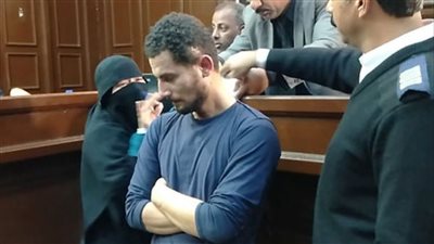 أسرة سفاح الإسماعيلية تعلن إقامة عزاء له بعد دفنه ليلًا