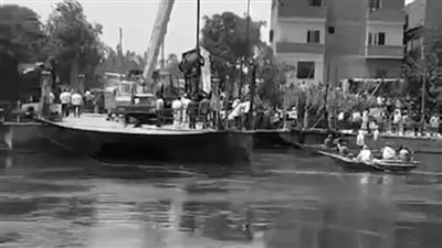 انهيار أهالي ضحايا حادث معدية أبو غالب خلال انتظار خروج جثامين بناتهم | بث مباشر