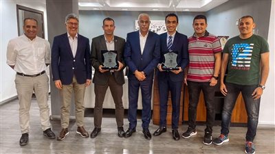 اتحاد الكرة يكرم الحكمين محمد حسن وطارق سامي بعد ظهورهما المشرف في كأس الأمم لكرة الصالات| صور