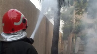 السيطرة على حريق بمدرسة مصطفى كامل الابتدائية في الزاوية الحمراء | صور