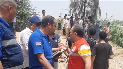 سباق مع الزمن لإنقاذ الأرواح.. بطولات رجال الإسعاف في حادث معدية أبو غالب